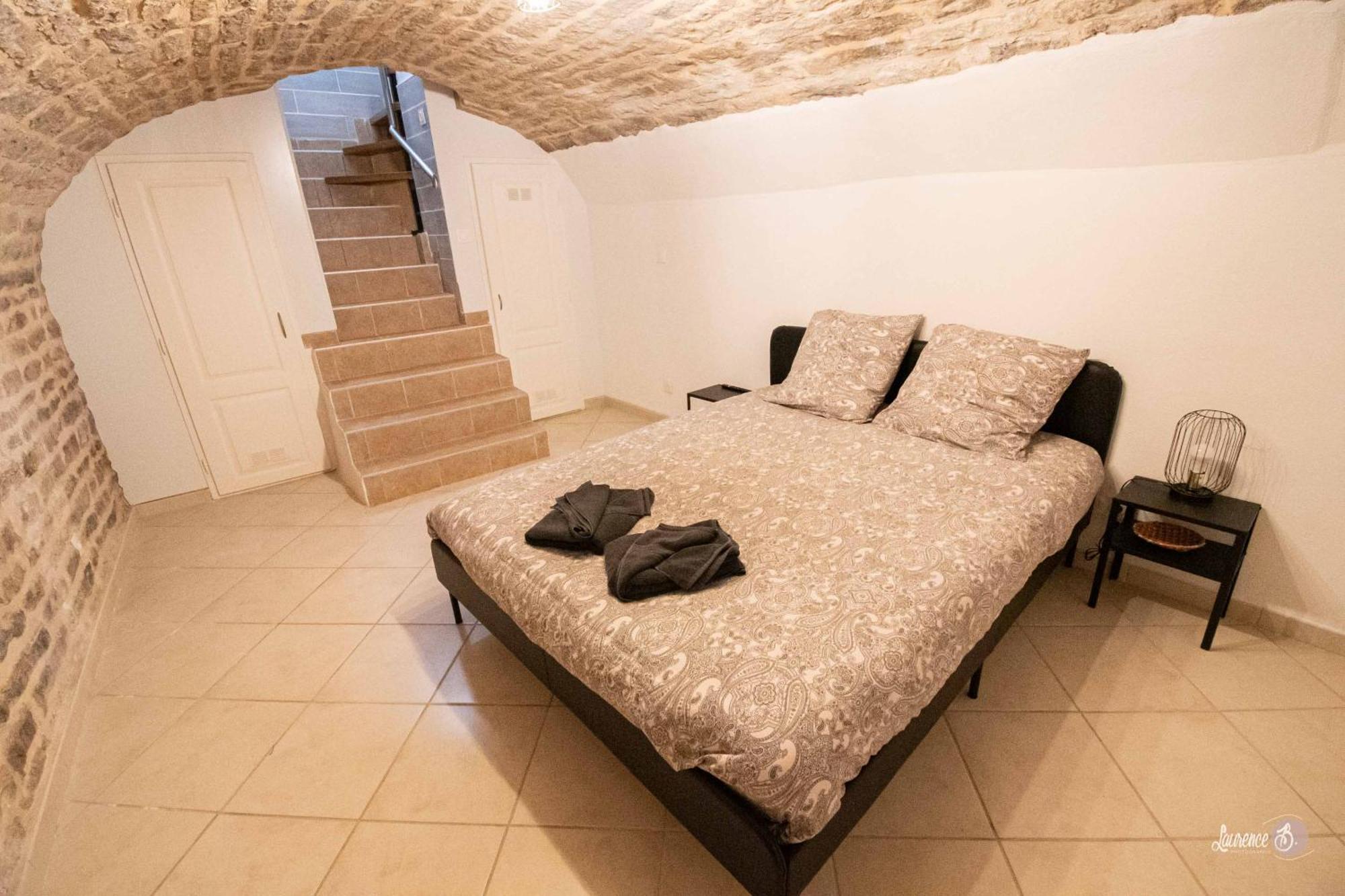 Residence Le Zola Compose De 3 Appartements Distincts En Hyper Centre De Dijon Avec Wifi Екстериор снимка